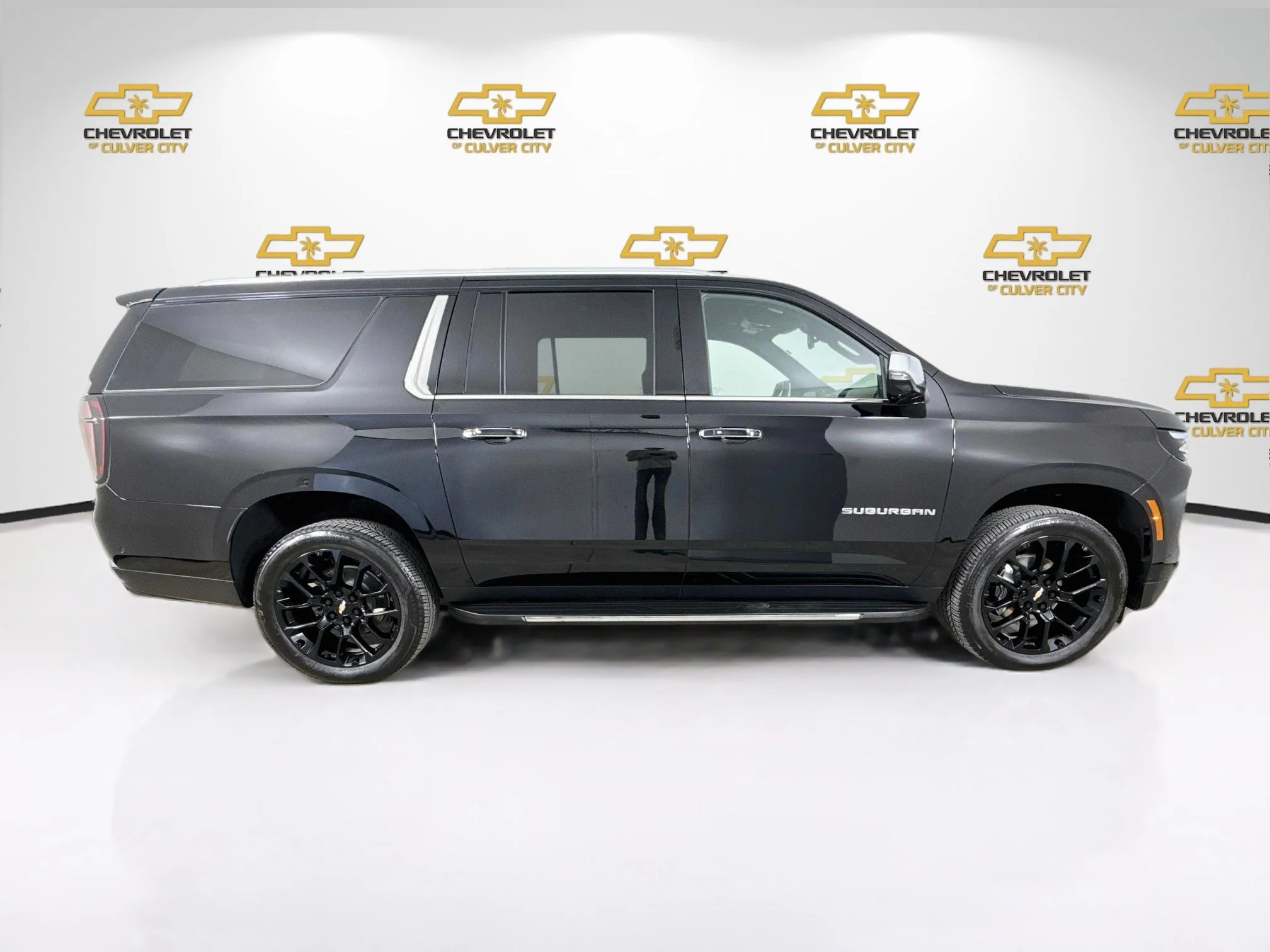 Used 2025 Black Chevrolet Premier image 9