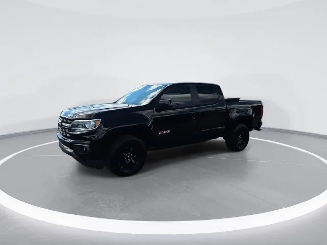 Used 2022 Black Chevrolet Z71 image 6