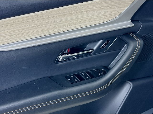 Used 2025 Gray Mazda Preferred image 17
