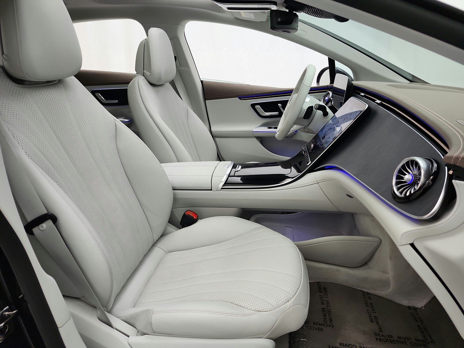 Certified Used 2023 Graphite Grey Metallic Mercedes-Benz EQE 500 4MATIC®+ Sedan image 19