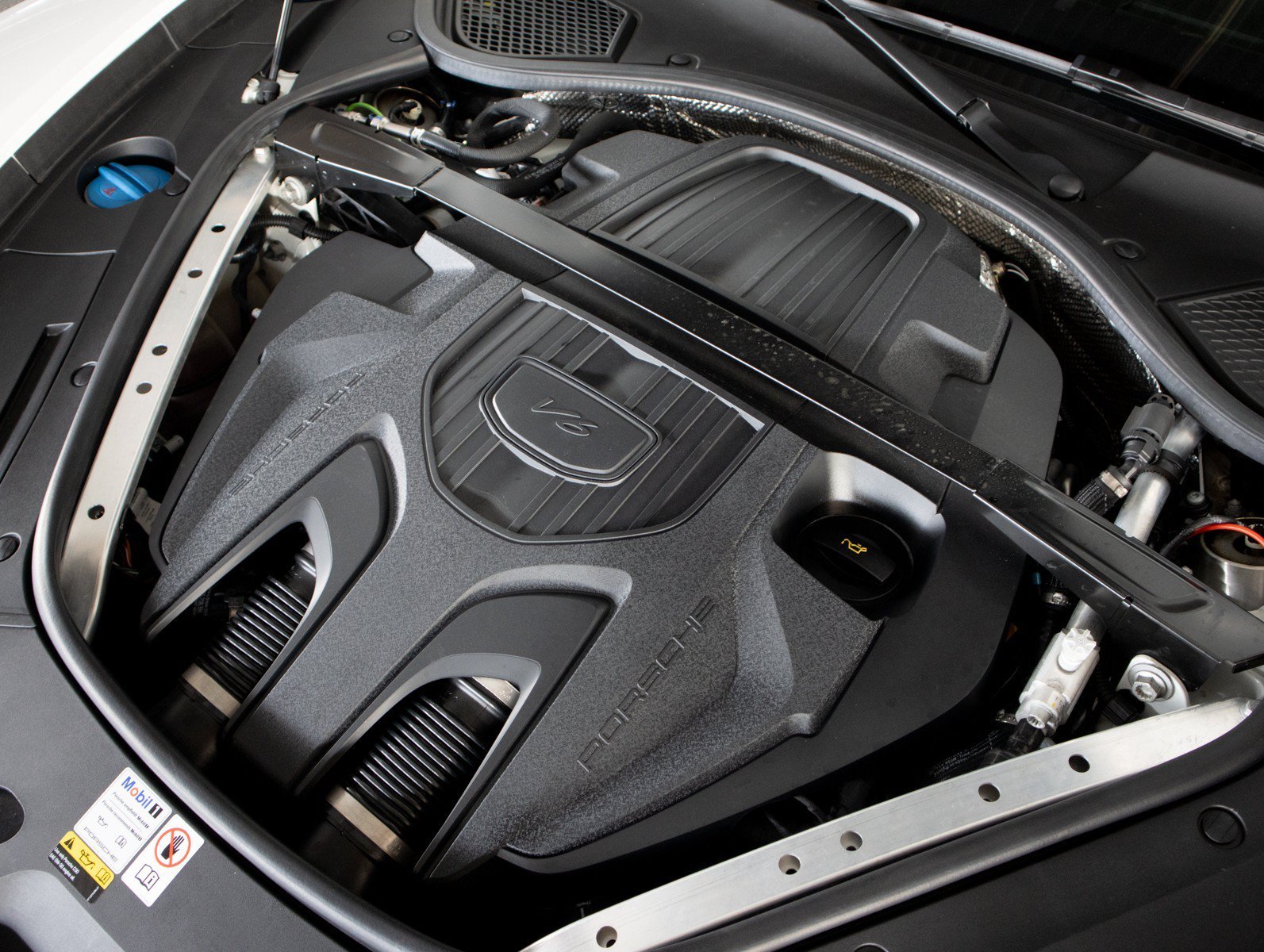 Certified Used 2023 White Porsche 4 image 30