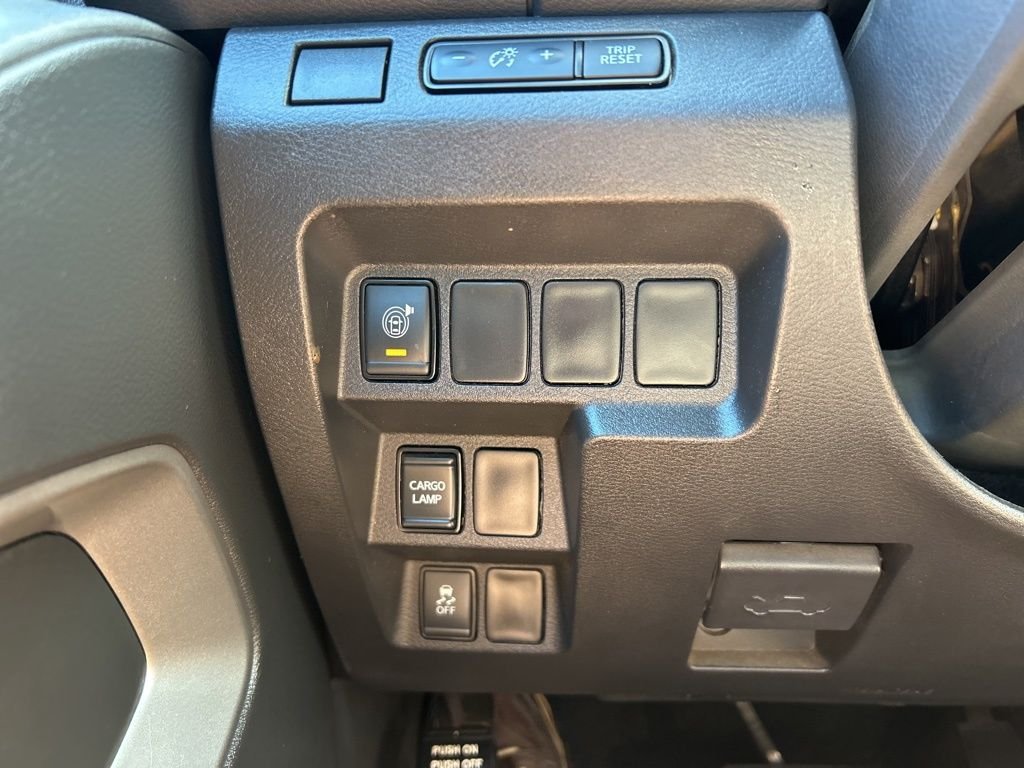 Used 2025 Gray Nissan SV image 32