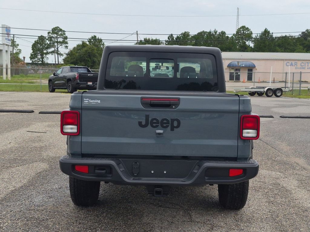 Used 2024 Gray Jeep Sport image 5