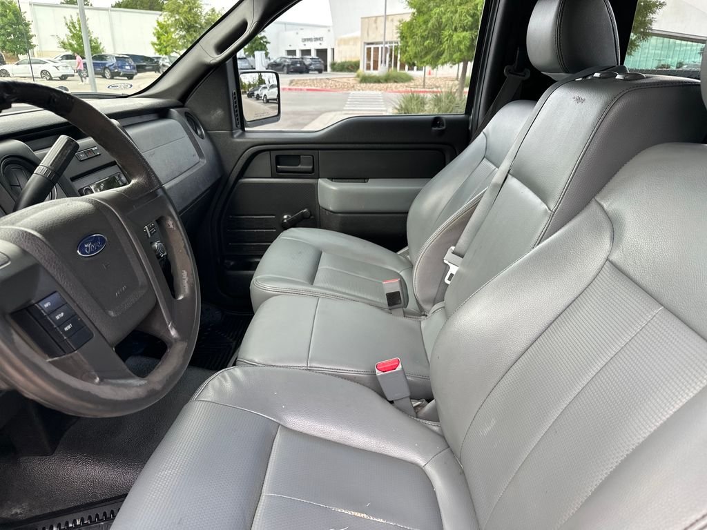 Used 2013 White Ford XL image 17