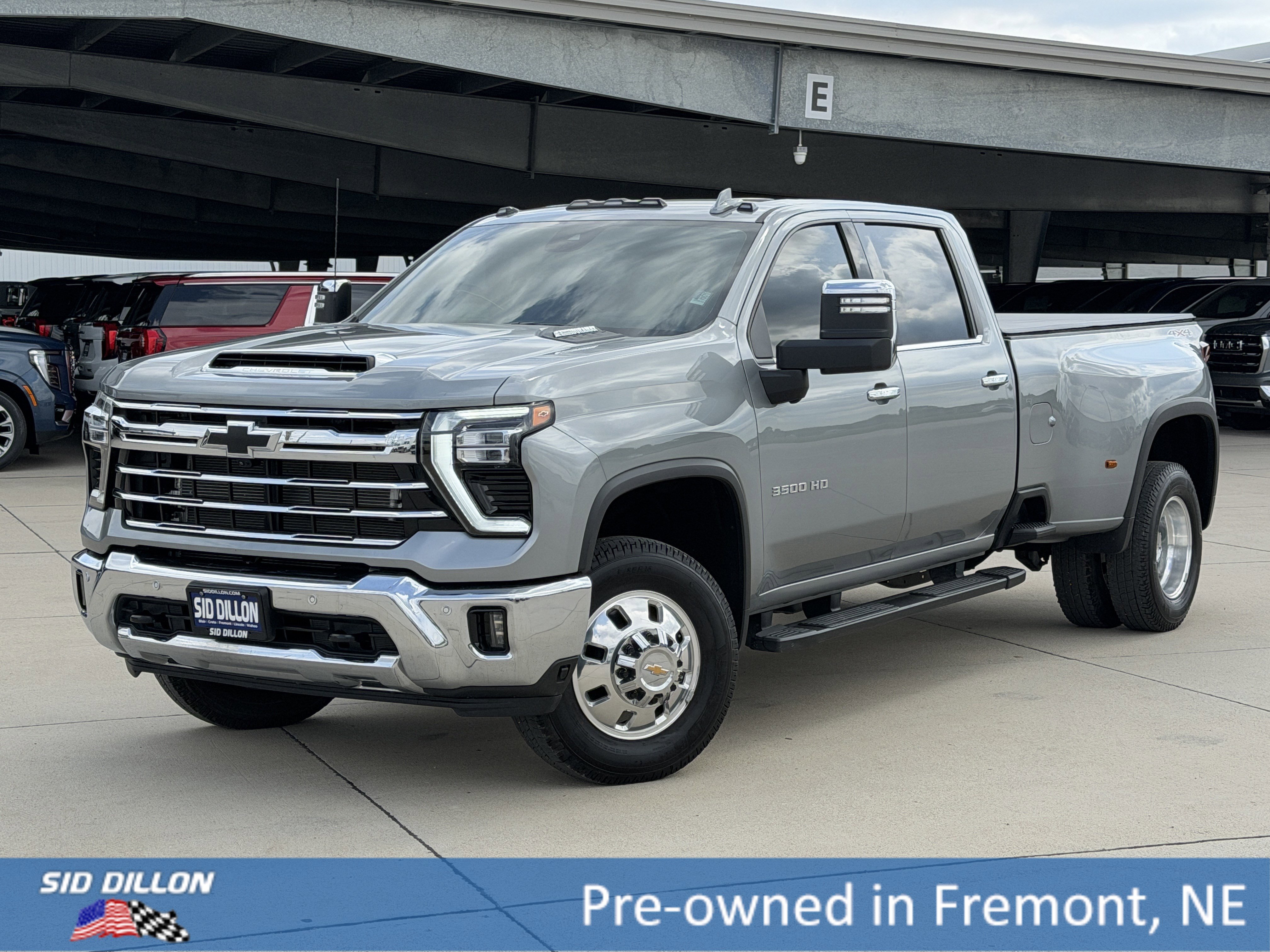 2025 Chevrolet Silverado HD LTZ 4WD Crew Cab Long Box DRW's photo