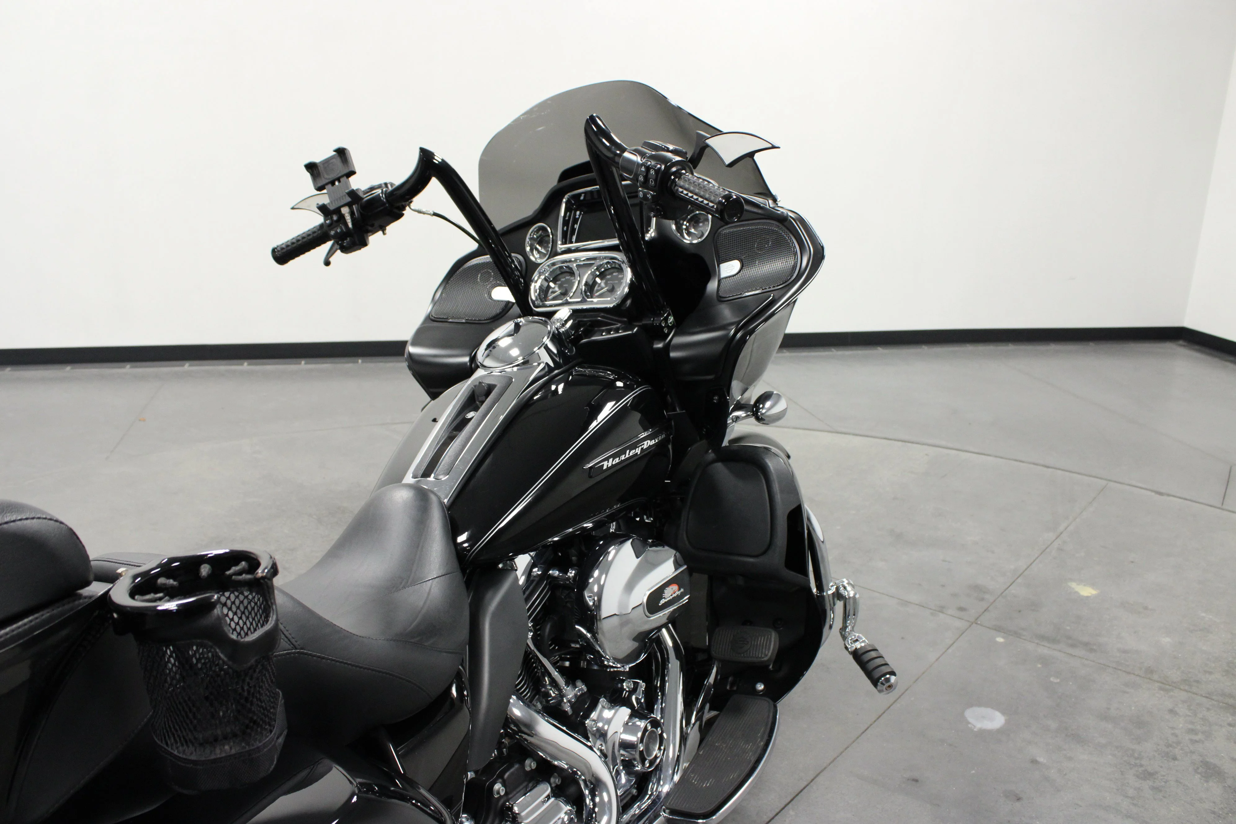 Used 2016 Black Harley-Davidson  image 17