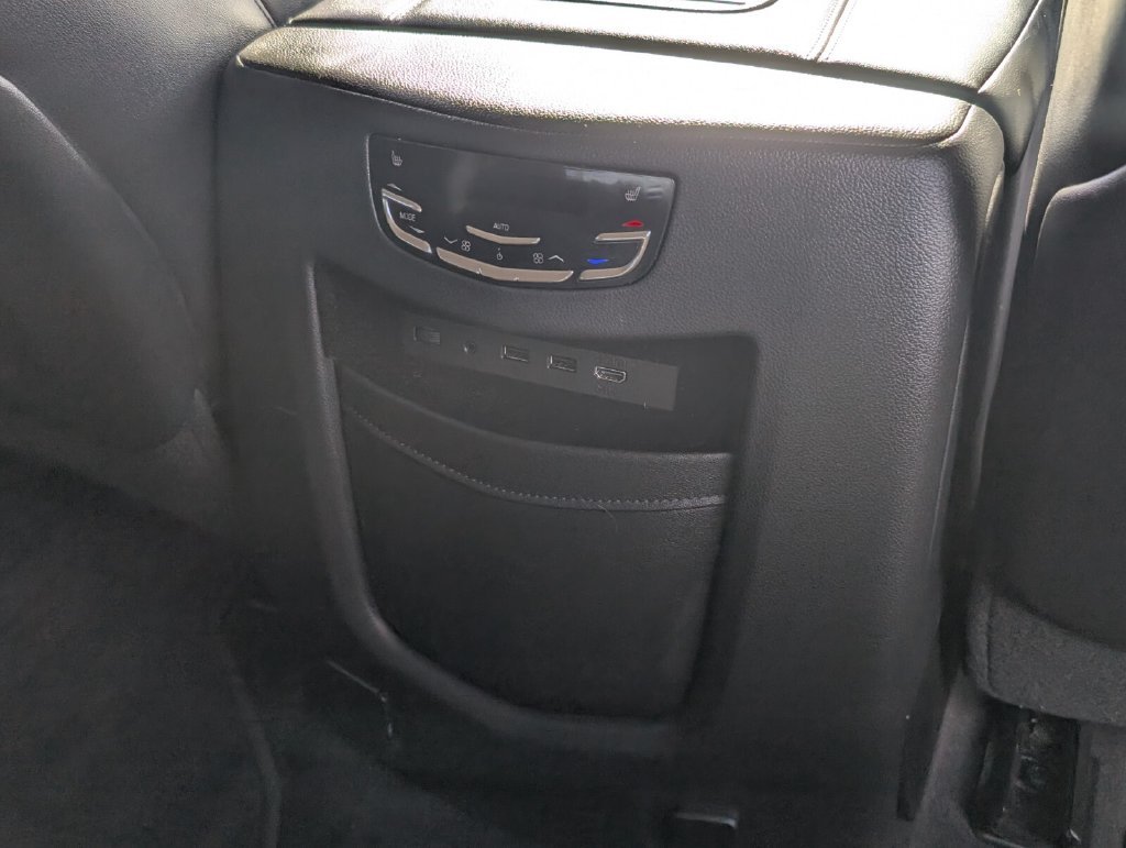 Used 2020 Black Cadillac Luxury image 18