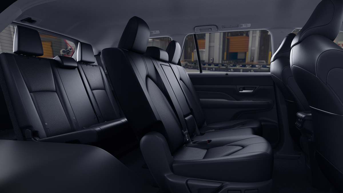 New 2026 Wind Chill Pearl Toyota XLE image 21