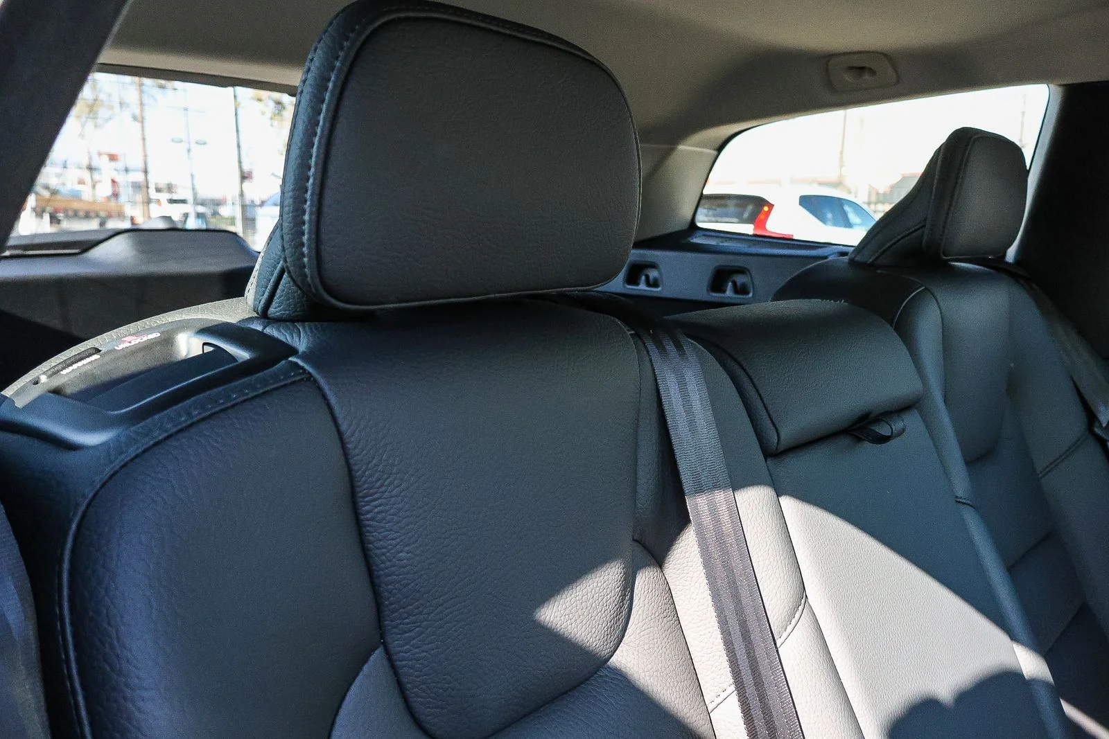 2025 Volvo V60 Cross Country Plus - Photo 25