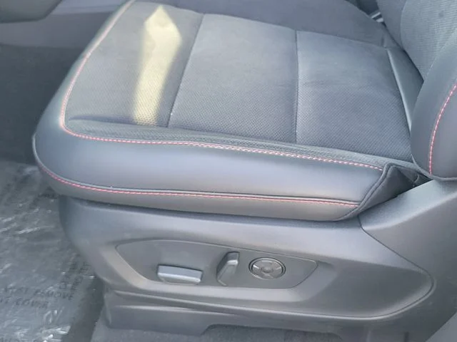 2025 Ford Explorer ST - Photo 21