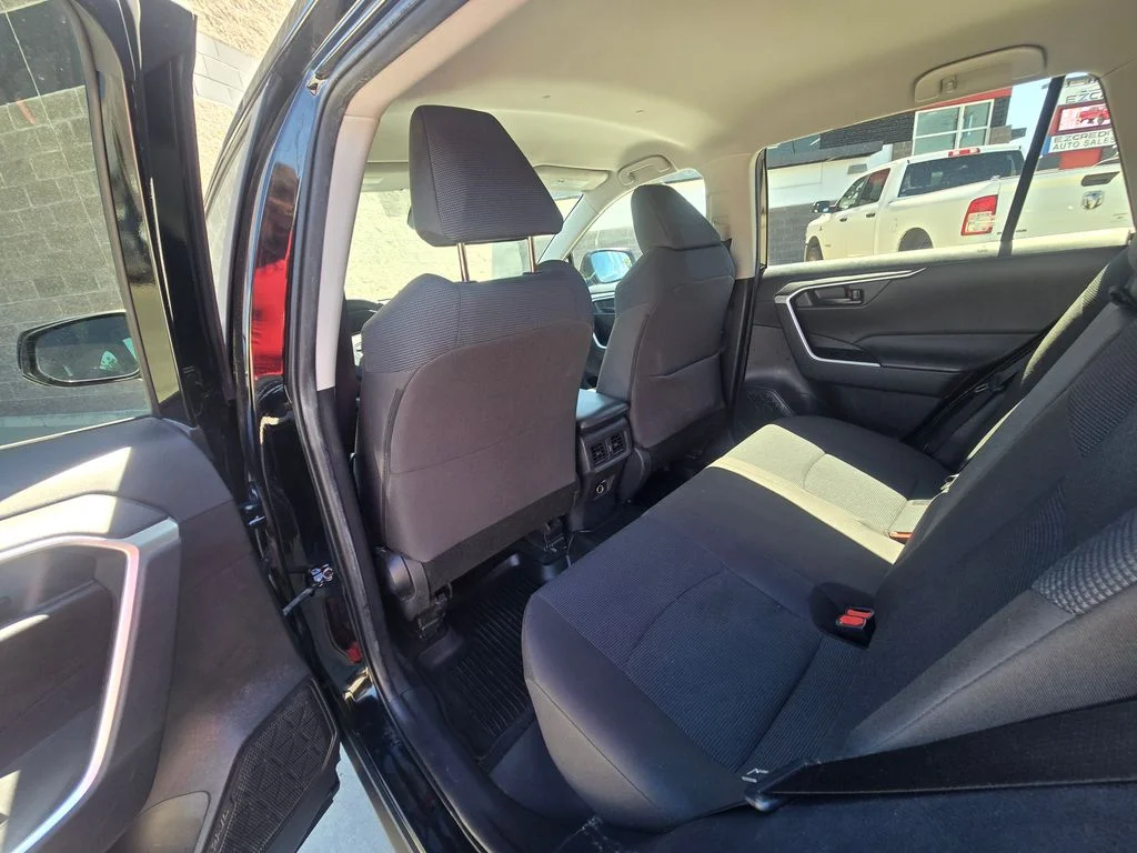 Used 2022 Midnight Black Metallic Toyota LE image 9