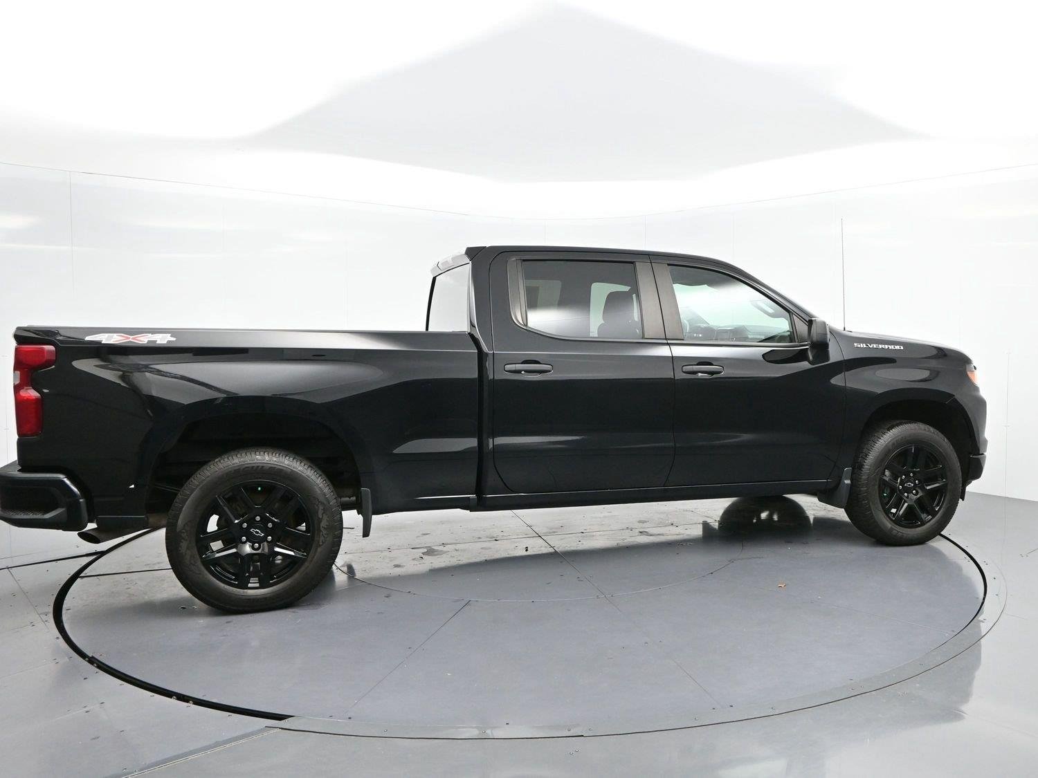Used 2024 Black Chevrolet Custom image 8