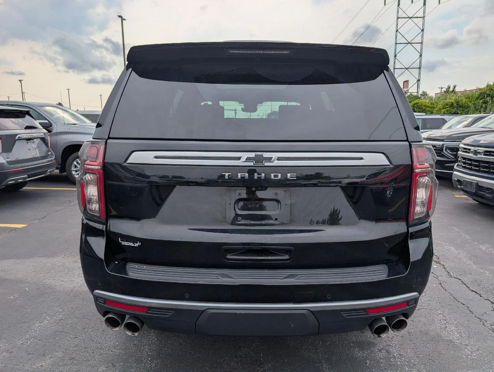 Used 2023 BLACK Chevrolet High Country image 6