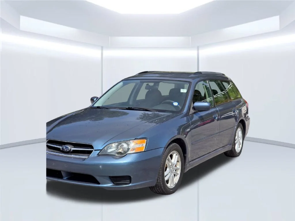 Used 2005  Subaru 2.5i image 46