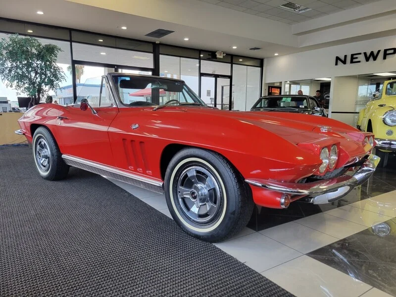 Used 1966 Red CHEVROLET  image 4