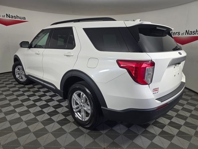 Used 2023 White Metallic Ford XLT image 29