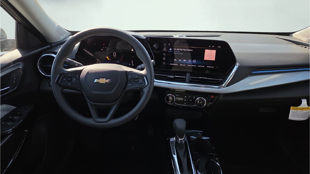 2026 Chevrolet Trax LT - Photo 22