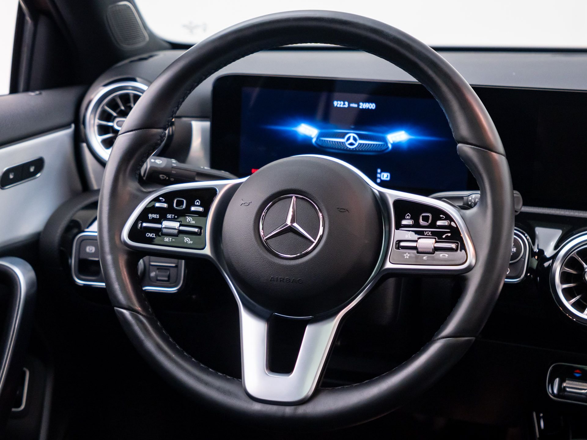 Used 2022  Mercedes-Benz A 220 image 11