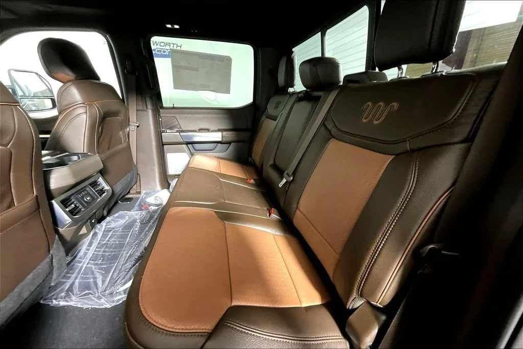 New 2026 Gray Ford King Ranch image 10