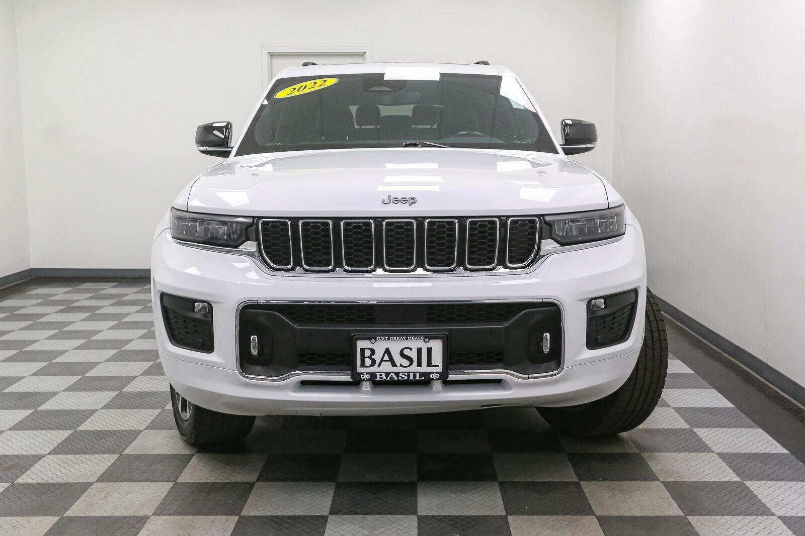 Used 2022 Bright White Clearcoat Jeep Overland image 3