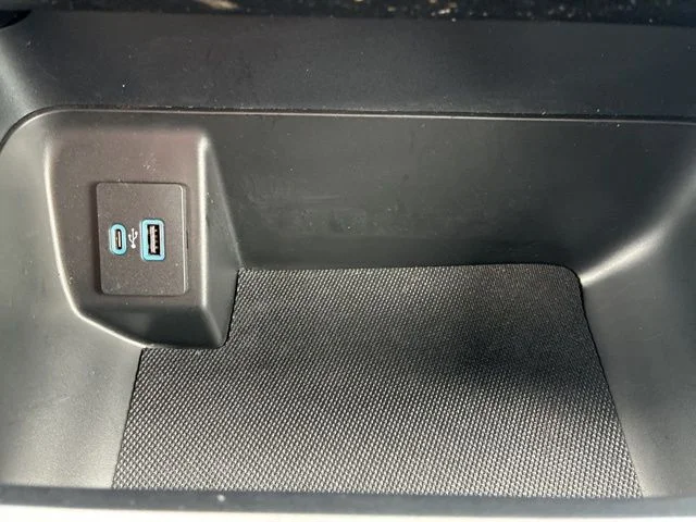 Used 2024 Carbonized Gray Metallic Ford XLT image 43
