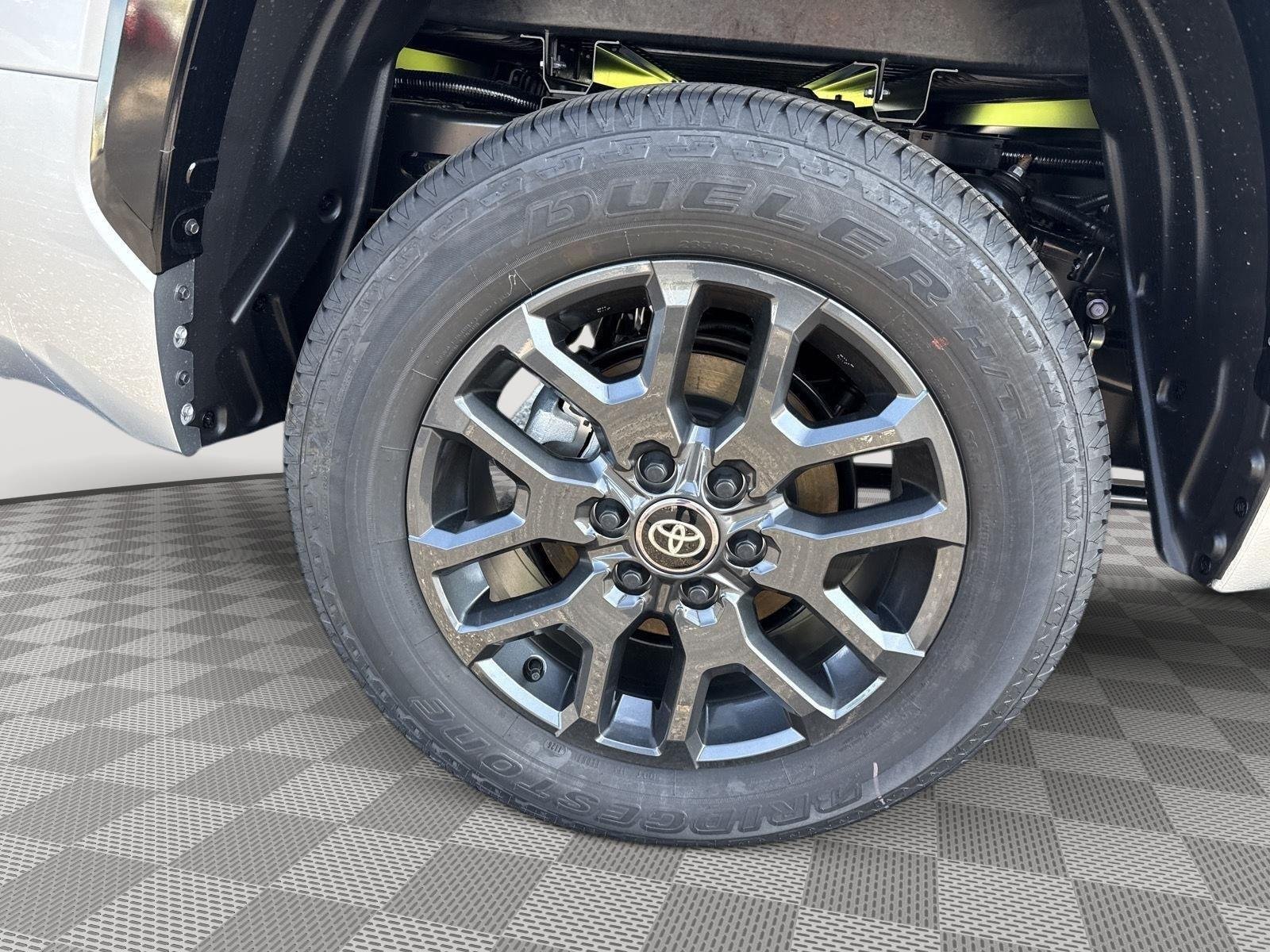 2026 Toyota Tundra Platinum - Photo 10