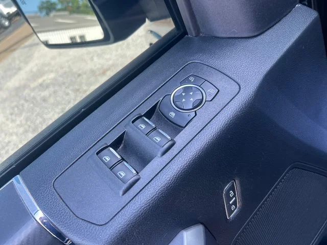 Used 2019 Black Metallic Ford XLT image 11