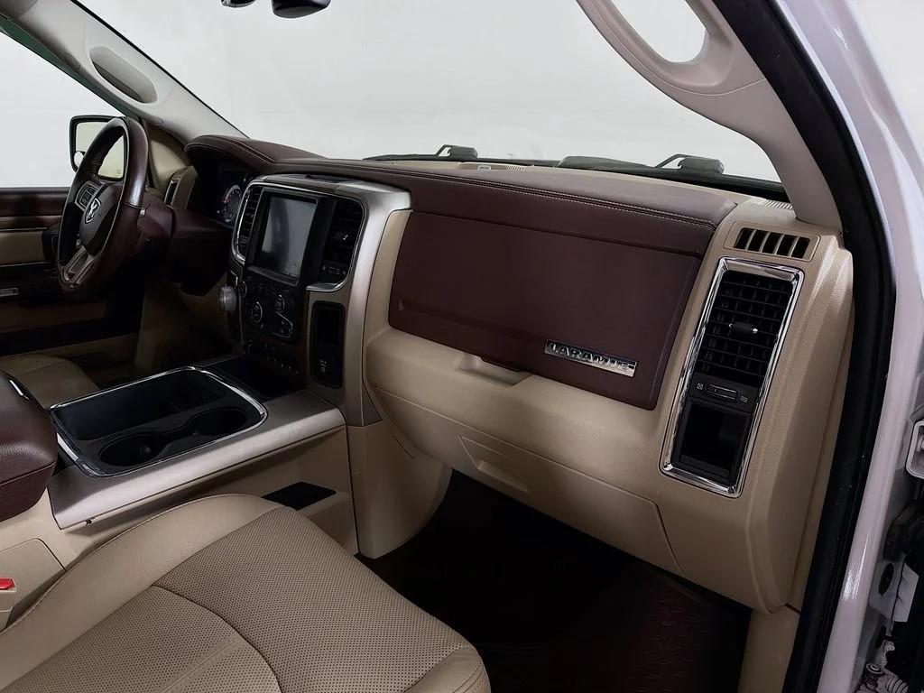 Used 2018  Ram Laramie image 27