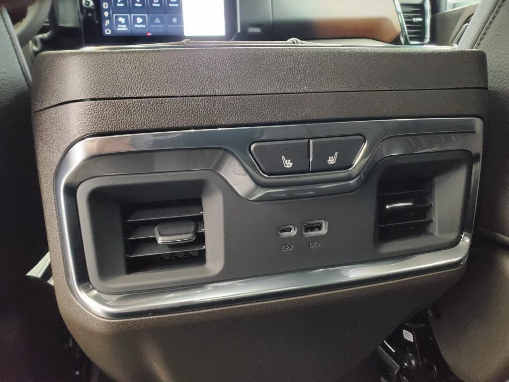 2026 GMC Sierra 2500HD Denali - Photo 32