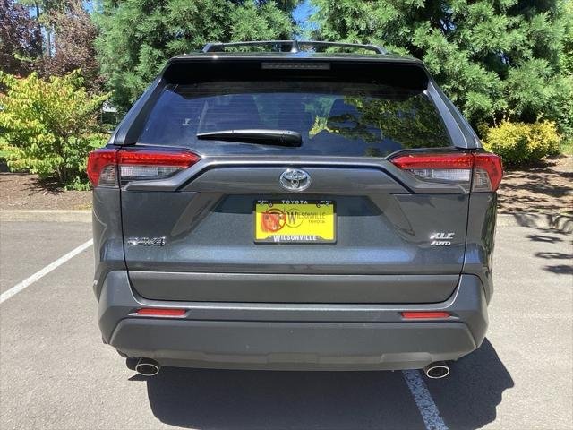 Certified Used 2025 MAGNETIC GRAY MET. Toyota  image 19