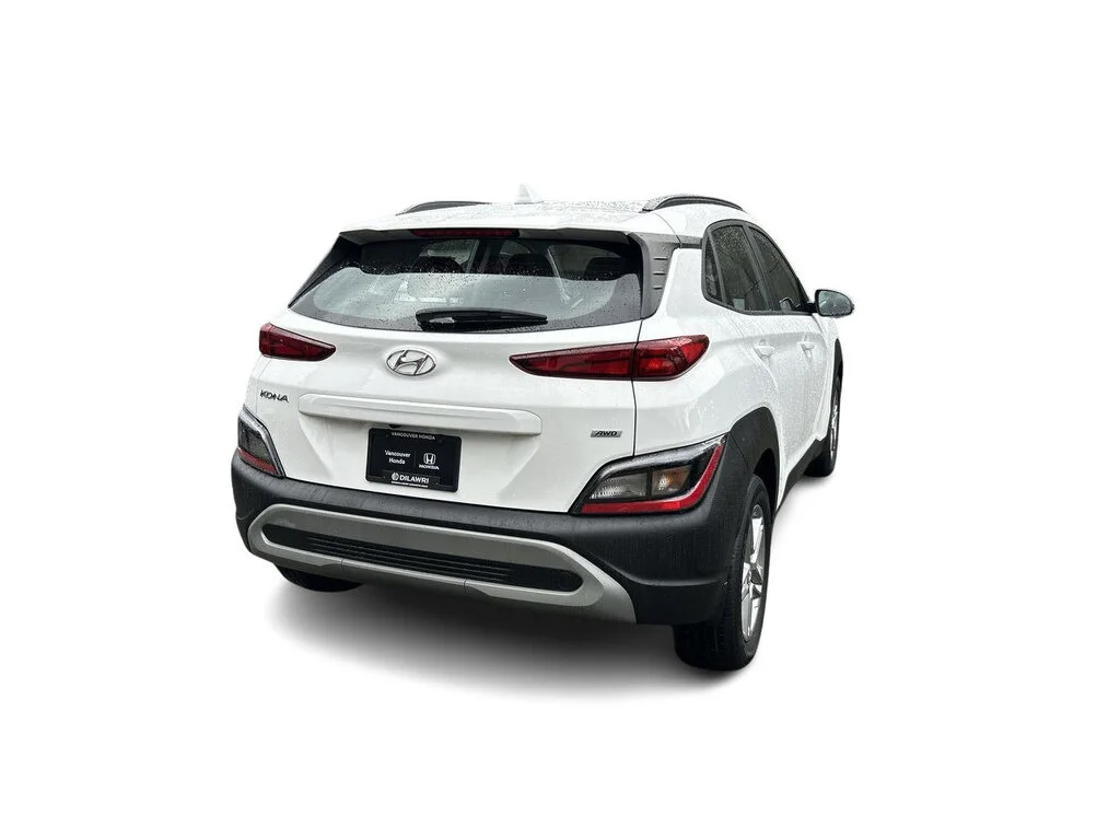 Used 2023  Hyundai 2.0L AWD Essential   No Accidents   Local BC   Dil image 13