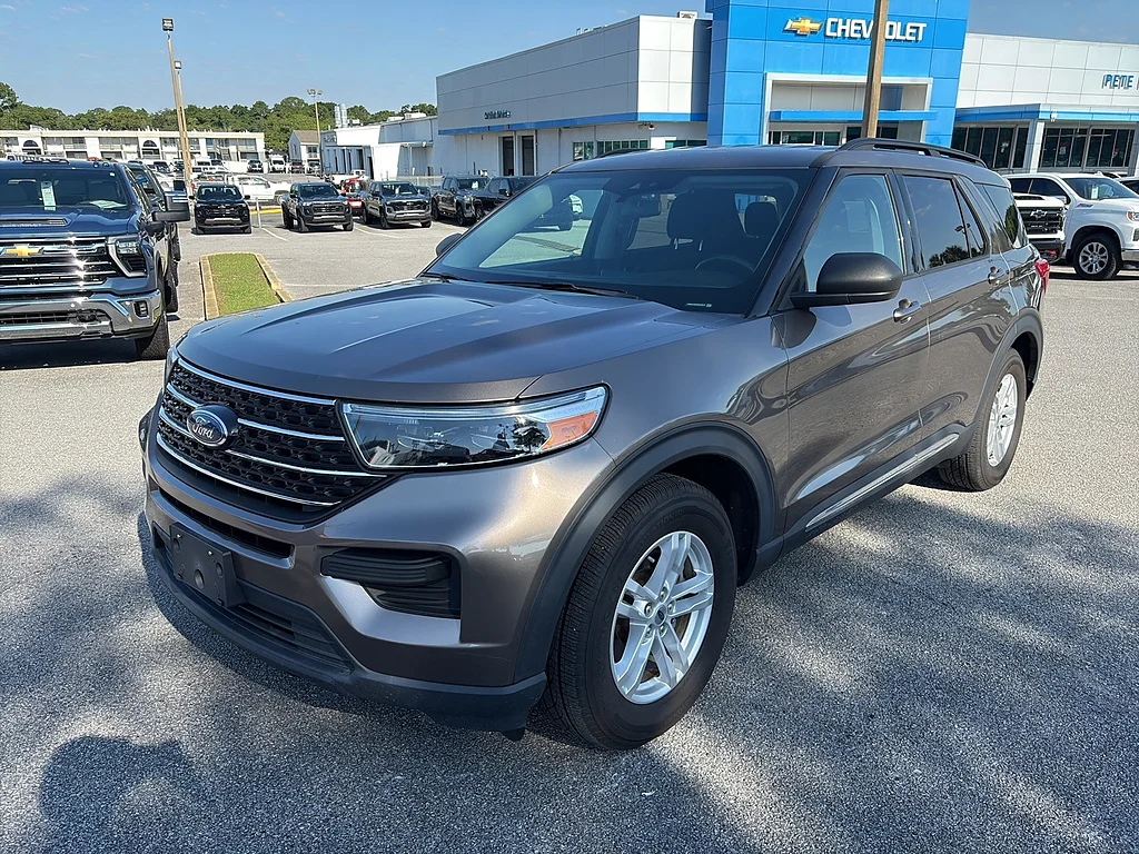 Used 2021 Stone Gray Ford  image 2
