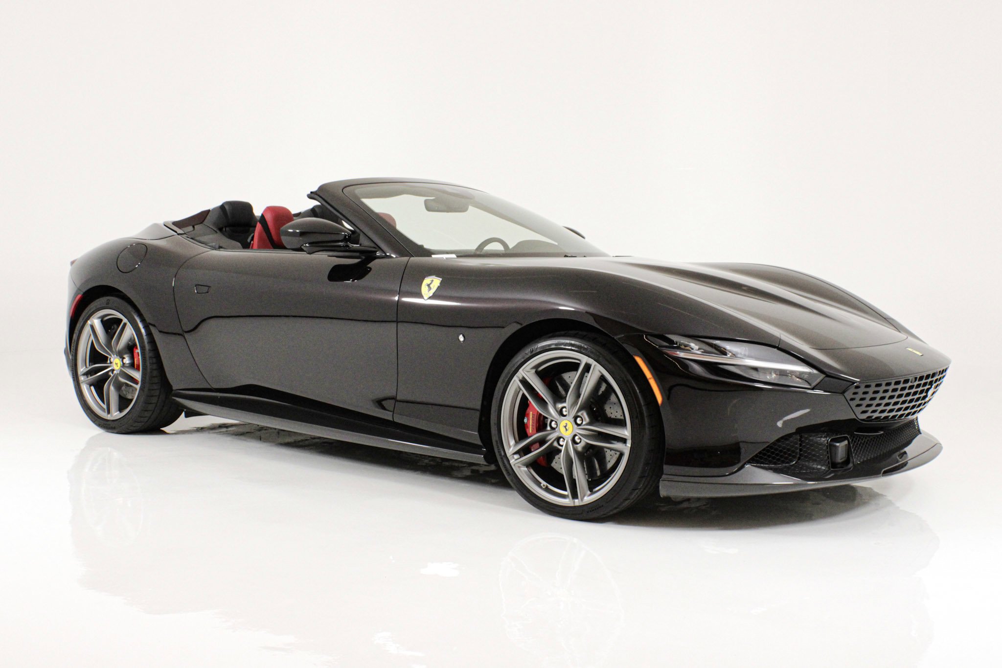 Certified Used 2024 Nero Purosangue Ferrari  image 17