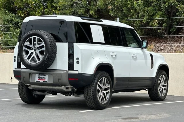 New 2026 Fuji White Land Rover S image 5