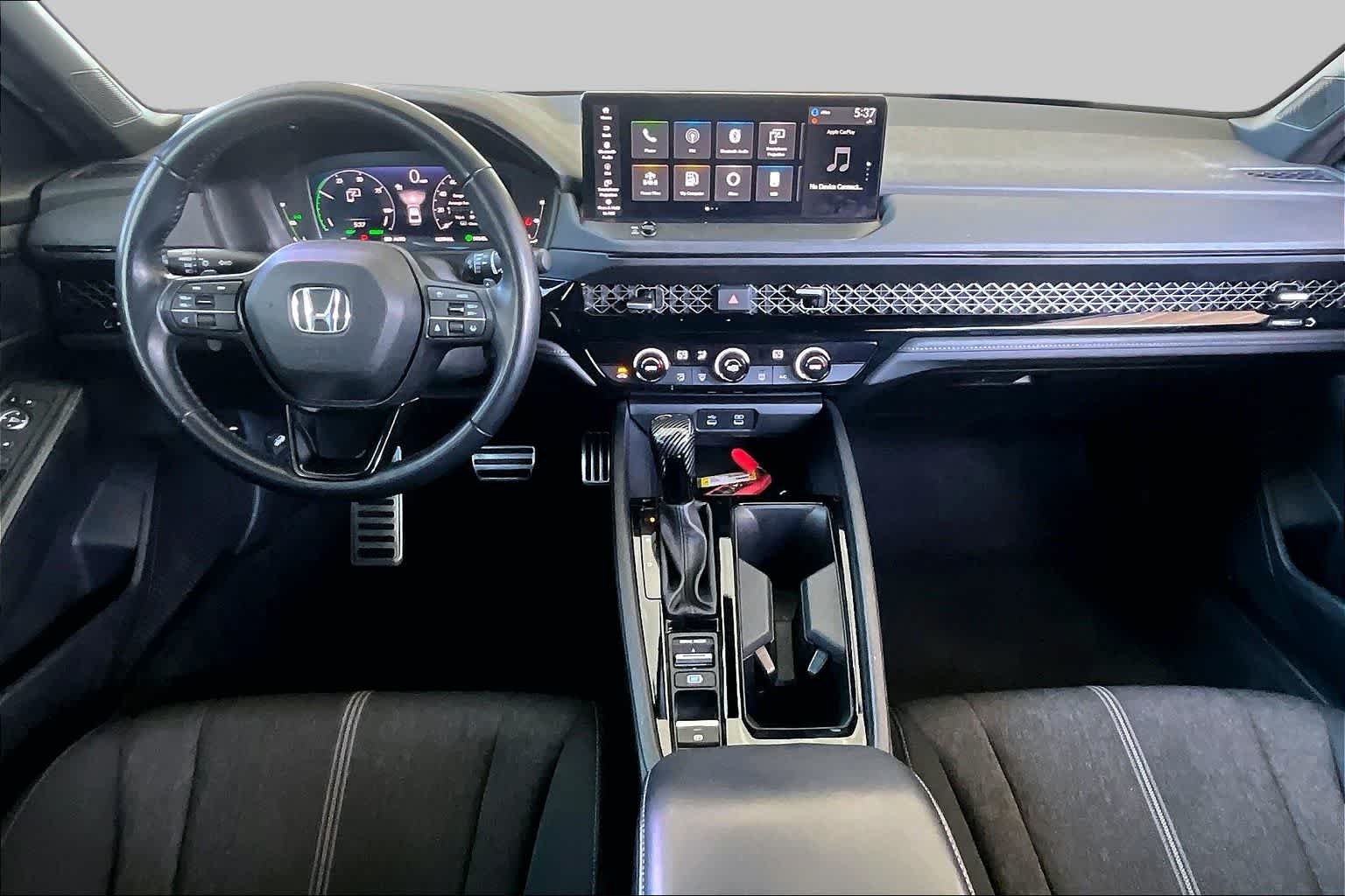 Used 2023 Platinum White Pearl Honda Sport image 16