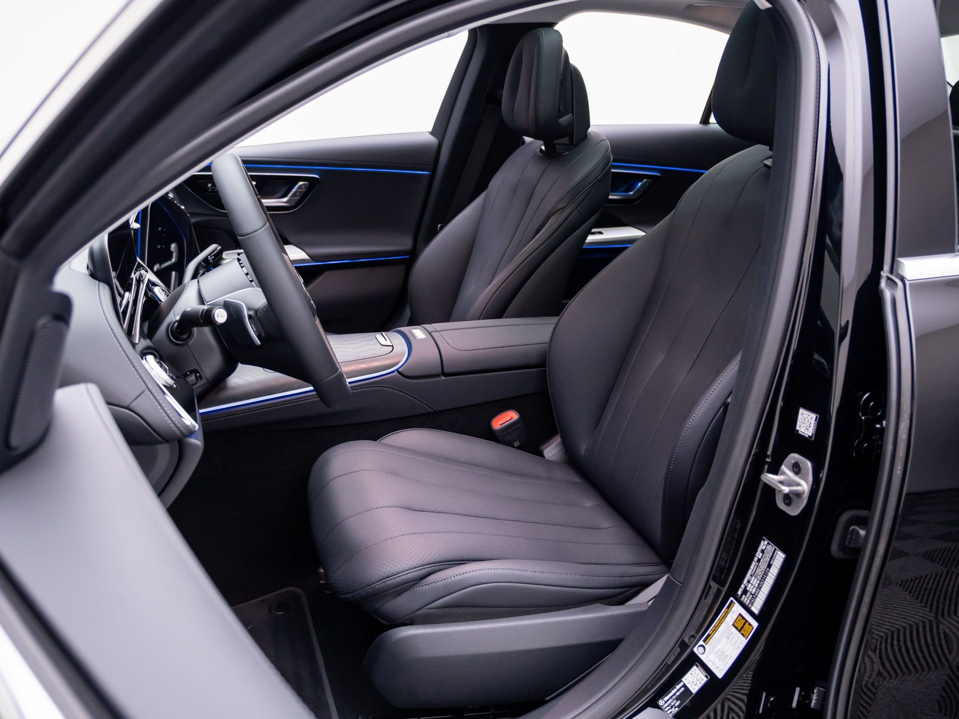 New 2027 Black Mercedes-Benz E 450 image 17
