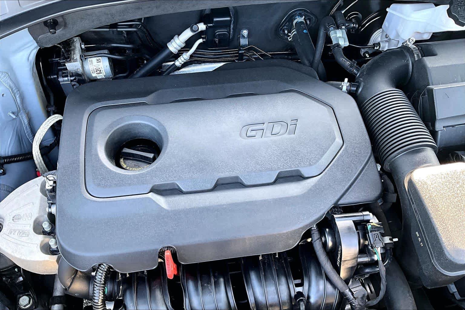 Used 2019 Everlasting Silver Kia L image 35