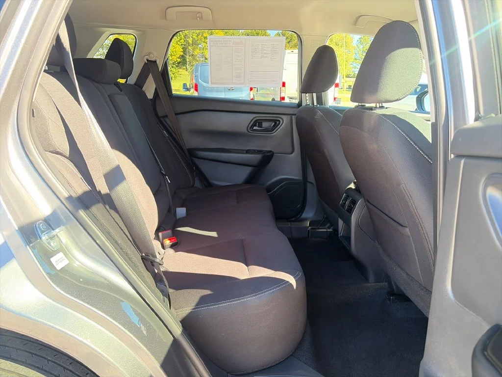 Used 2024 Gray Nissan S image 40