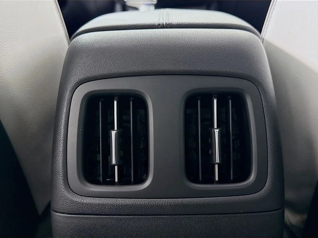 2025 Hyundai Santa Cruz Limited - Photo 27