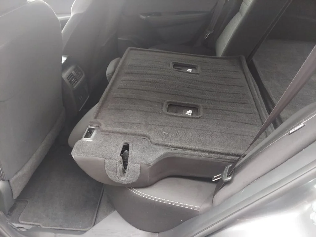 Used 2023 Gray Nissan SV image 39