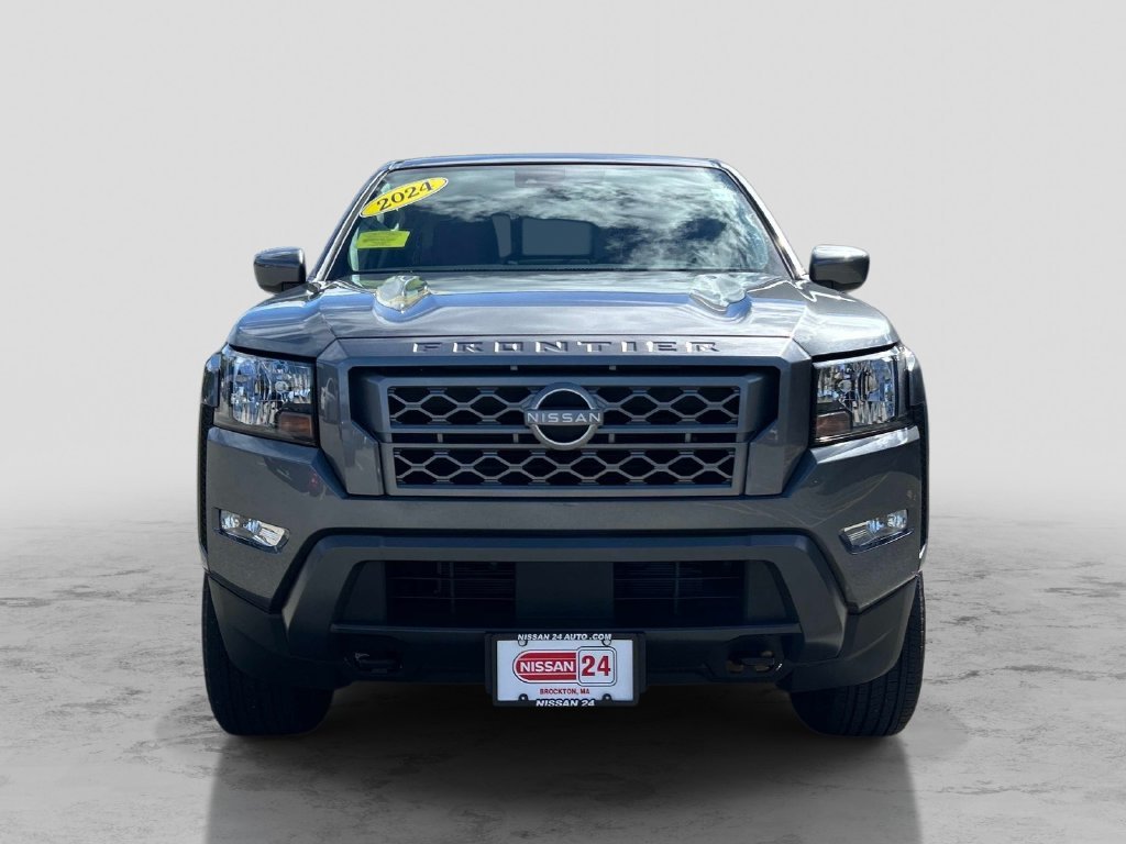 Used 2024 Gray Nissan SV image 8