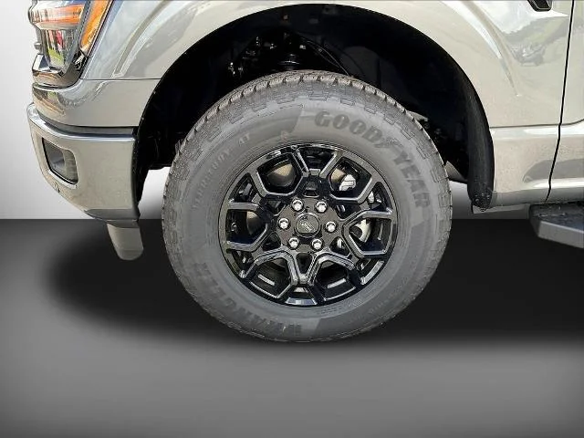 New 2026 Carbonized Gray Metallic Ford XLT image 49