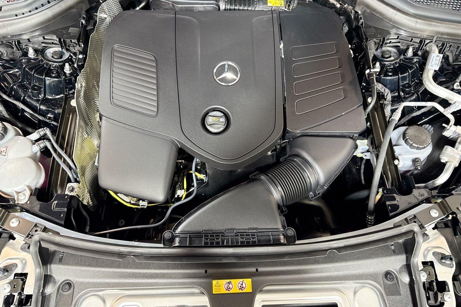 New 2026 Black Mercedes-Benz GLC 300 image 28