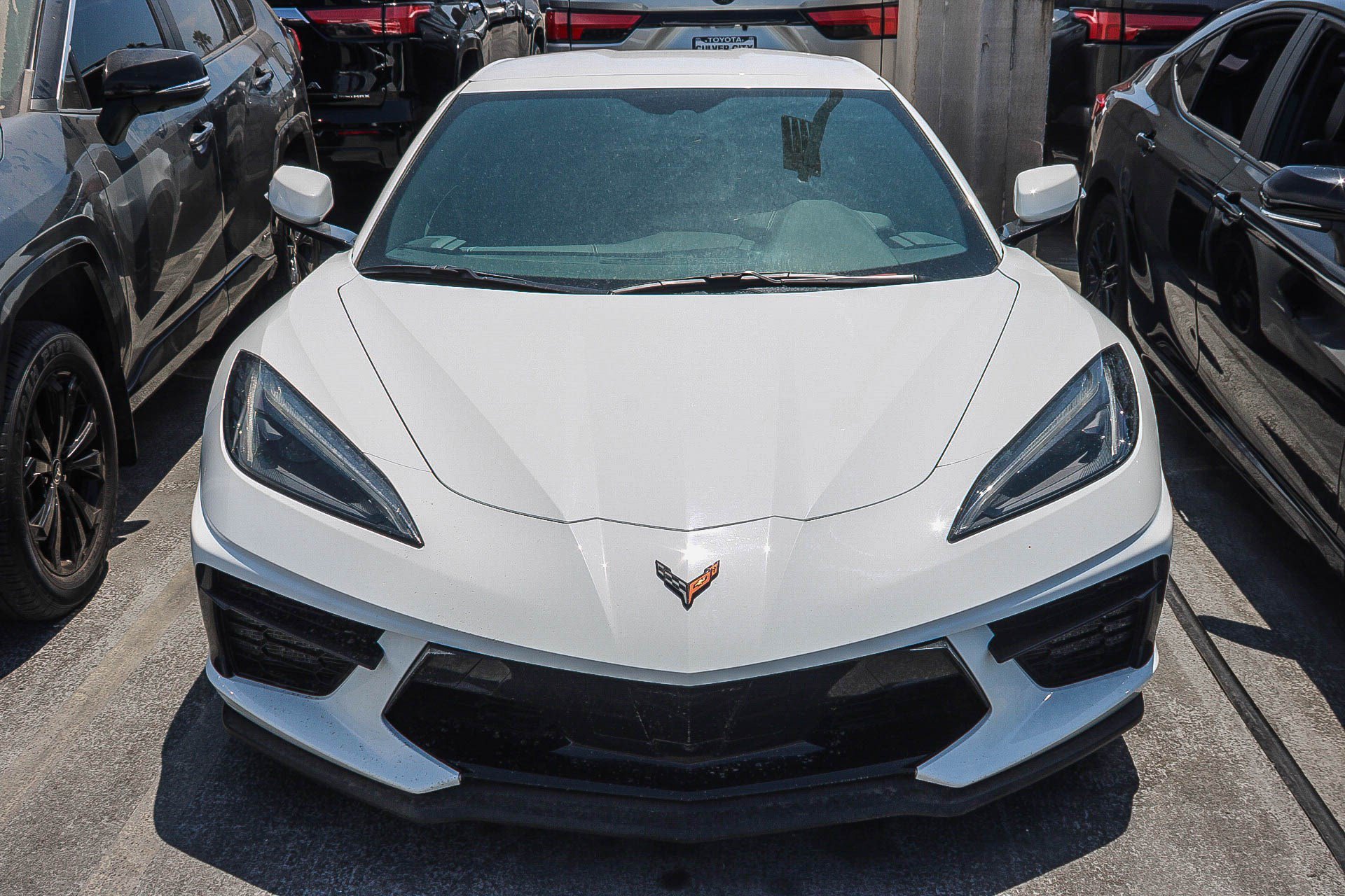 Used 2023 Arctic White Chevrolet 1LT image 3