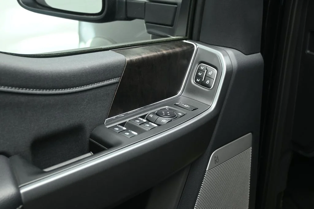 New 2026 Agate Black Metallic Ford Lariat image 9