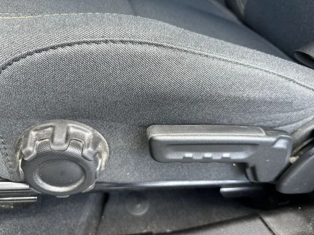Used 2024 Gray Jeep Sport S image 16