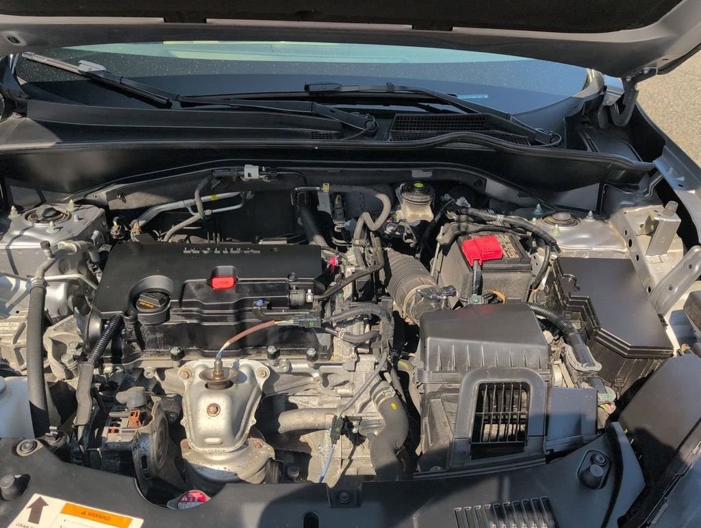 Used 2024 Silver Honda EX-L image 30