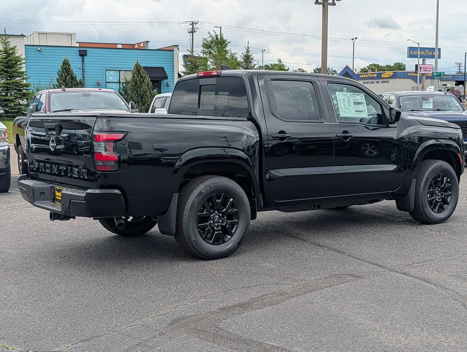 New 2026 Super Black Nissan Crew Cab SV image 7