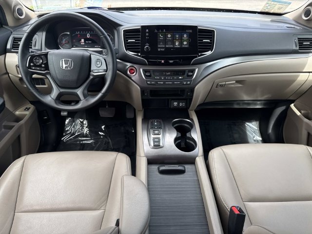 Used 2021  Honda EX-L image 17
