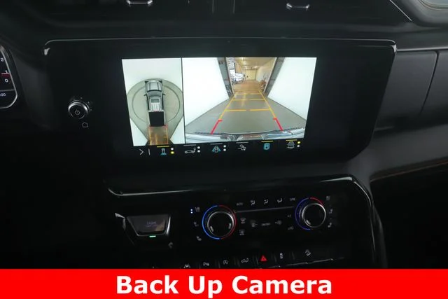 Used 2023 White GMC AT4 image 25